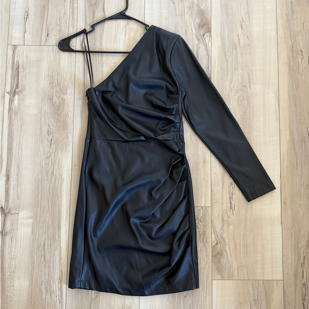 Express Black One-Shoulder Dress